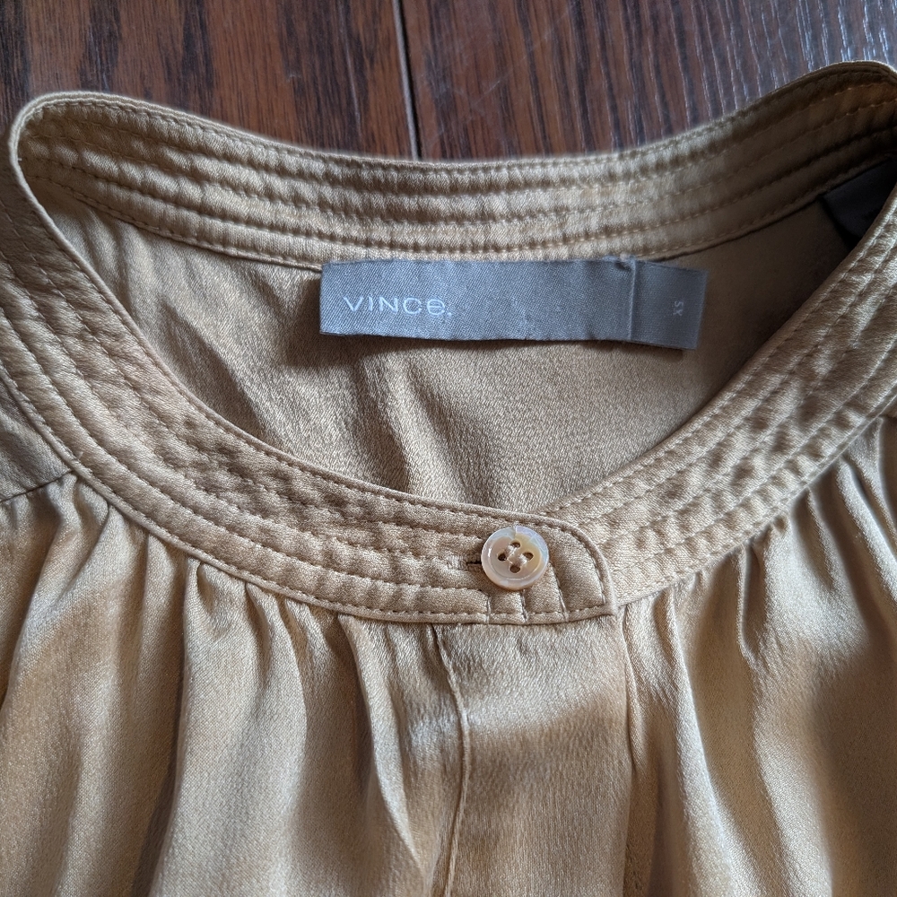 Vince Women's 100 Silk Gold Blouse Top Spring Office Workwear Going Out Career - Picture 3 of 7